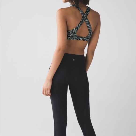 Lululemon Stuff Your Bra Mini Ripple Desert Olive Fatigue Green Size 2 W2CGSS - Picture 3 of 10